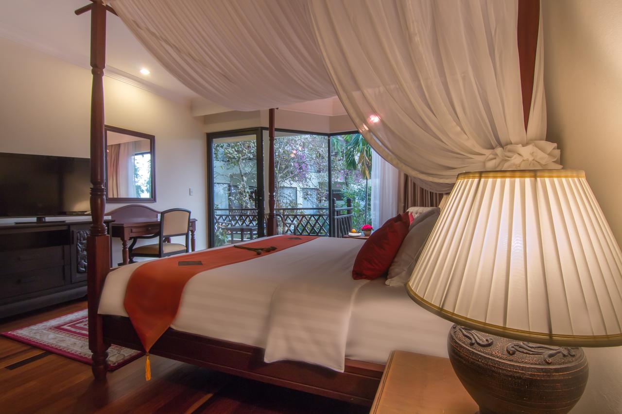 Angkor Palace Suite & Villa Siem Reap Exterior foto