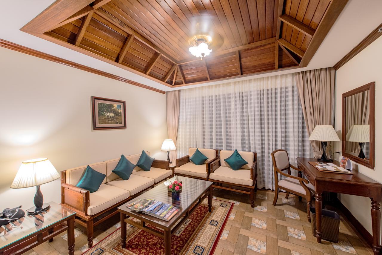 Angkor Palace Suite & Villa Siem Reap Exterior foto